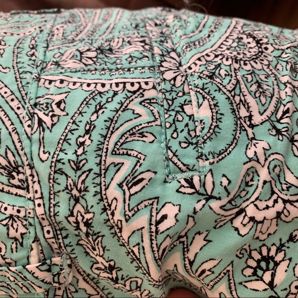COPY - Like new old navy shorts size 6 - Picture 2 of 2